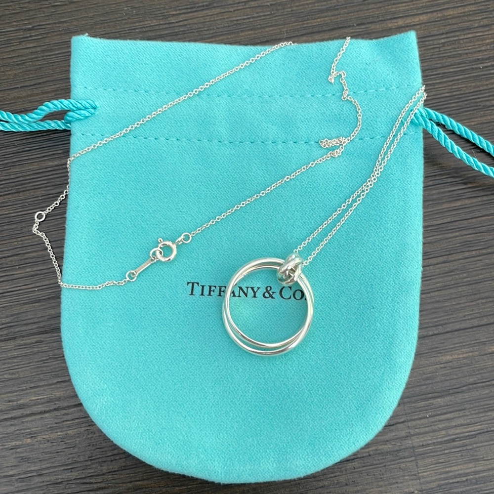 Tiffany &Co Paloma’s Melody Circle Pendant Necklace